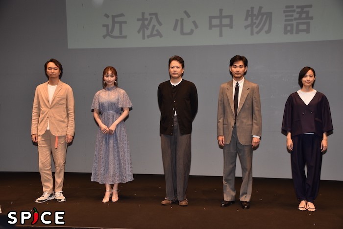 長塚圭史、笹本玲奈、田中哲司、松田龍平、石橋静河（左から）