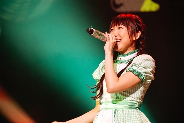 i☆Ris 撮影＝上山陽介