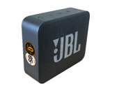 巨人軍85周年アニバーサリーロゴがプリントされた「JBL GO2」（※写真はイメージです）