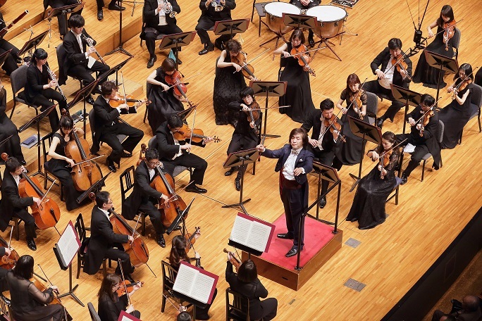 本拠地ザ・シンフォニーホールで演奏する日本センチュリー交響楽団 (c)s.yamamoto