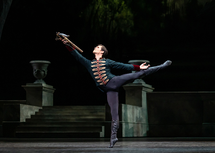 William Bracewell in Swan Lake, The Royal Ballet (C) 2020 ROH