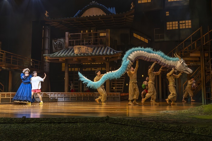 舞台『千と千尋の神隠し』ロンドン公演　8月24日夜（上白石萌音 千穐楽） カーテンコール写真 　　　　　　撮影：EllieKurttz