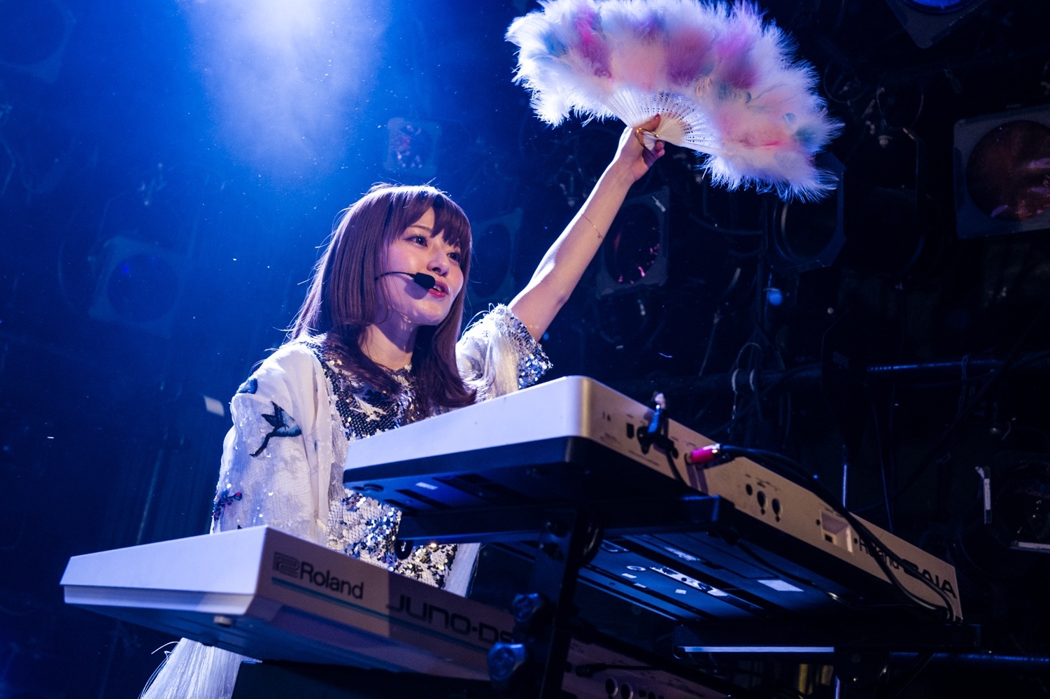 SILENT SIREN 撮影＝ハタサトシ