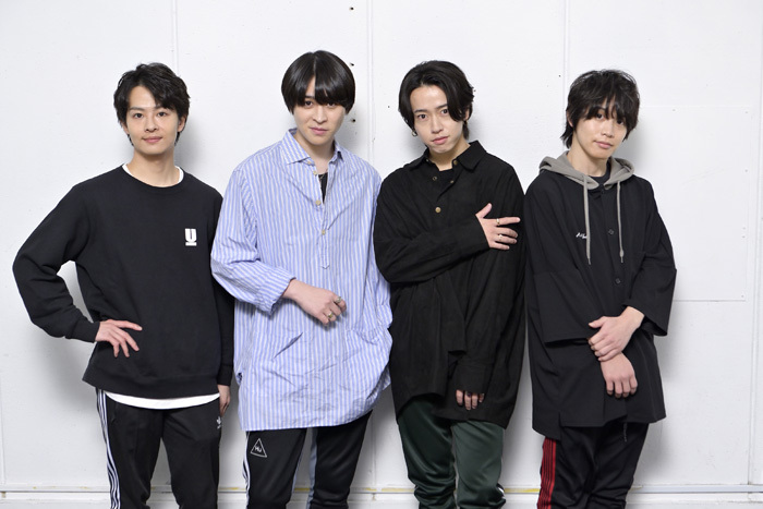 左から　大見洋太、西銘駿、SHIN、輝山立