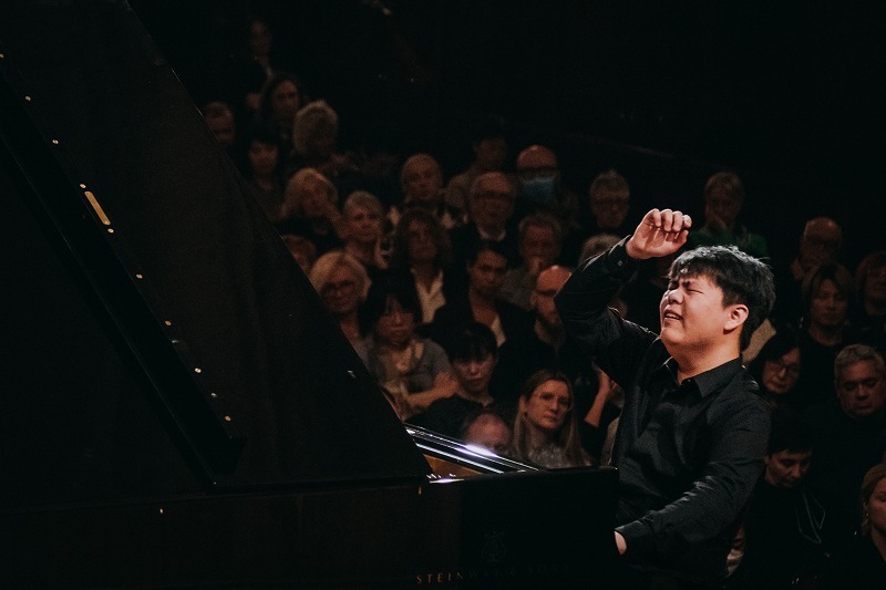 Xuehong Chen(C)K. Szlęzak/NIFC