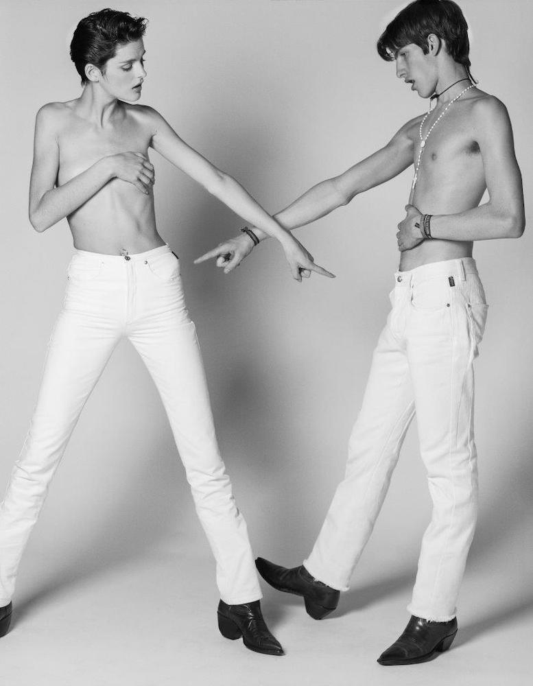 Stella Tennant & Ivan Pineda for Versace, Buenos Aires, Argentina 1995 archival silver gelatin print サイズ：W280mm×H360mm