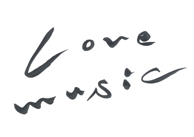 「Love music」ロゴ