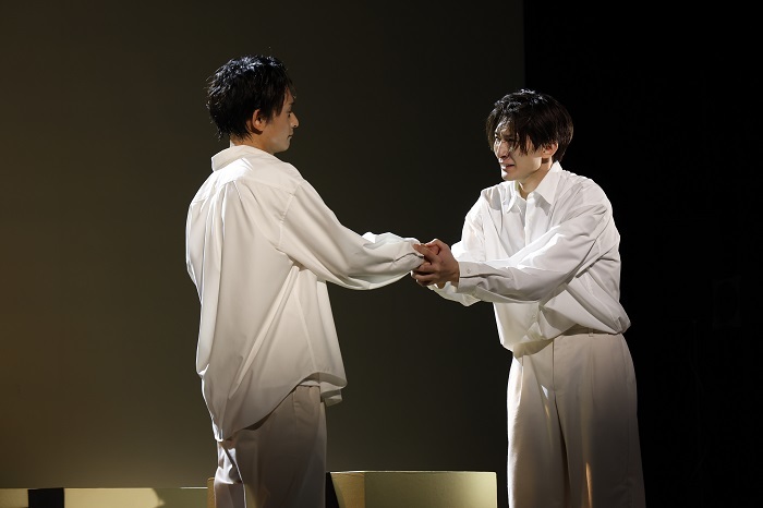 言式（げんしき）『解なし』舞台写真 　　　（C)言式　カメラマン：小境勝巳