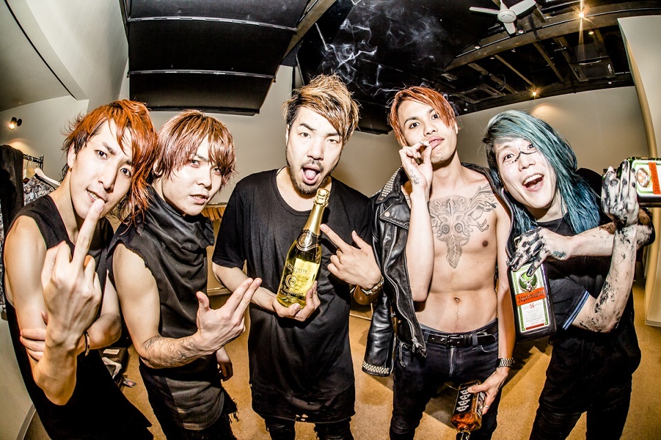 Crossfaith