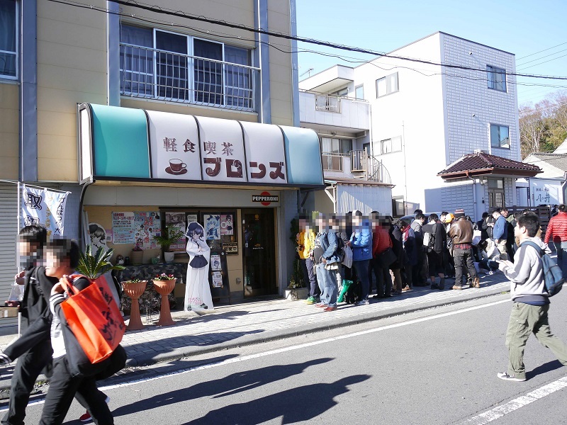 大洗では美味しくてボリュームのある店も多く、POPだけでなく店をファンが支持していたりするので、この行列。