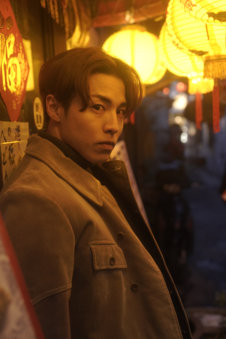 映画『MY (K)NIGHT　マイ・ナイト』プロフィール写真風カット RIKU（イチヤ）
