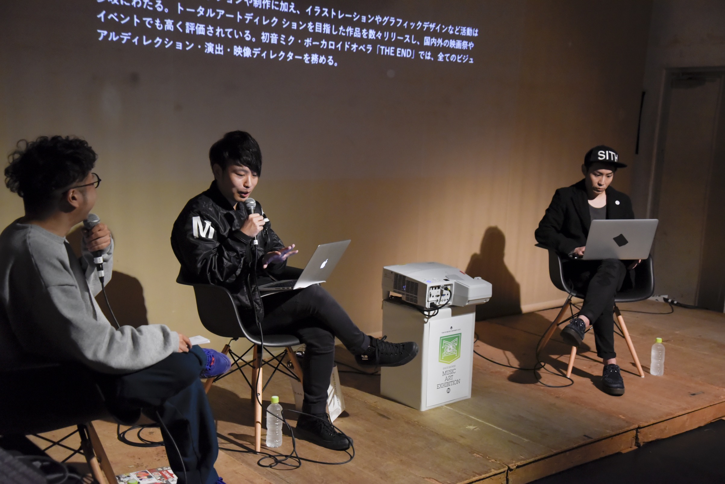 photo by 小見山峻