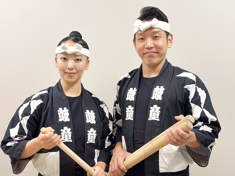 （左から）新山萌、三枝晴太