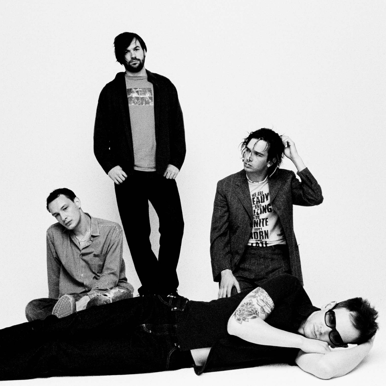 The 1975がニューシングル「If You're Too Shy (Let Me Know)」を ...
