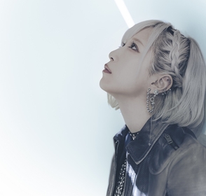ReoNa 「End of Days」に込めた『アークナイツ』への思い そして初のアニソンクラブイベントへの期待を語る