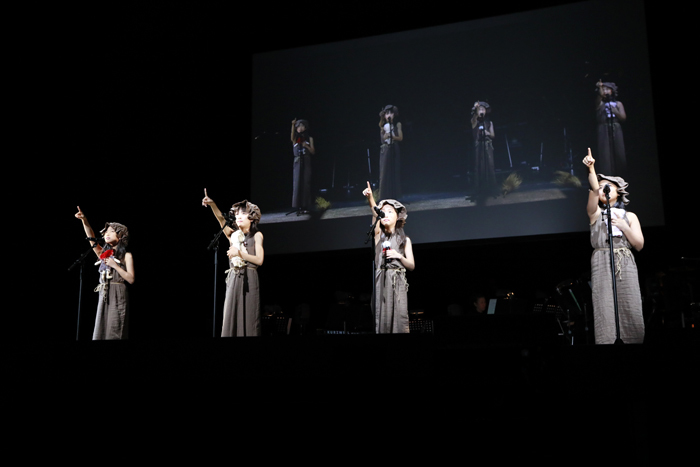 （左から）藤井明日香、小山奈桜、松田茜、冨永璃愛