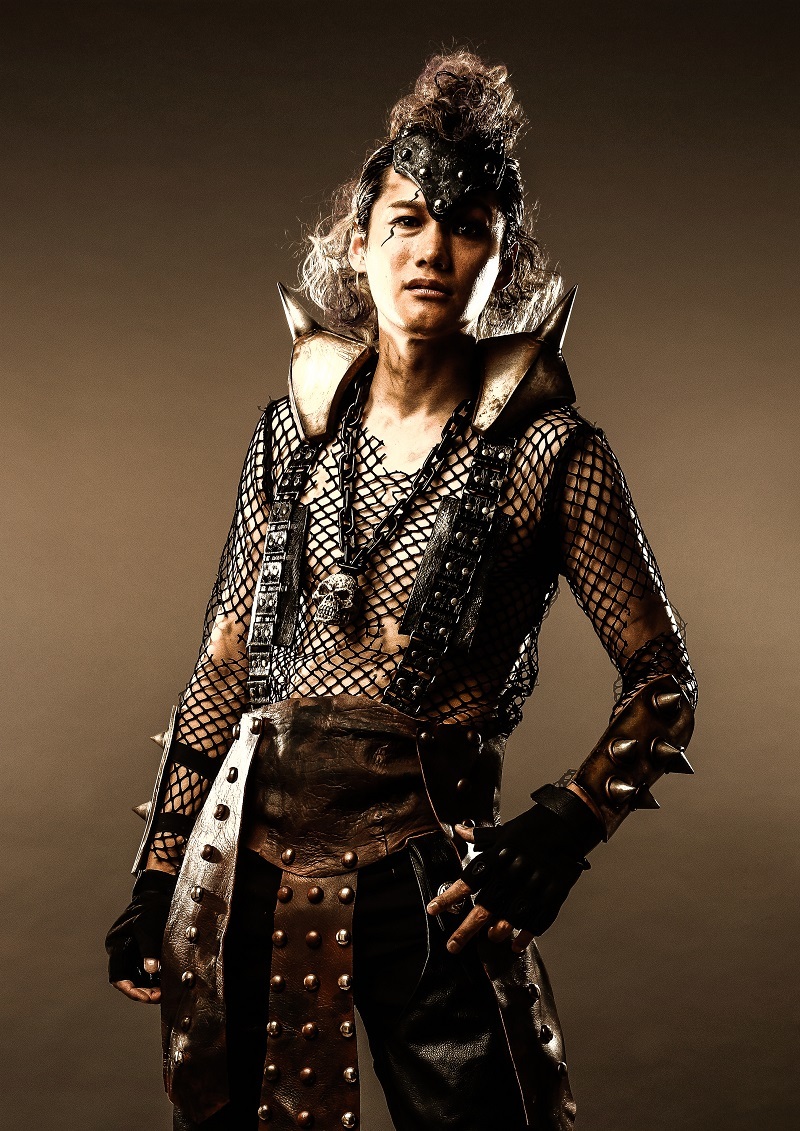 寿里 (C)武論尊・原哲夫/NSP 1983, (C)北斗の拳－世紀末ザコ伝説－製作委員会2017 版権許諾証GP-907