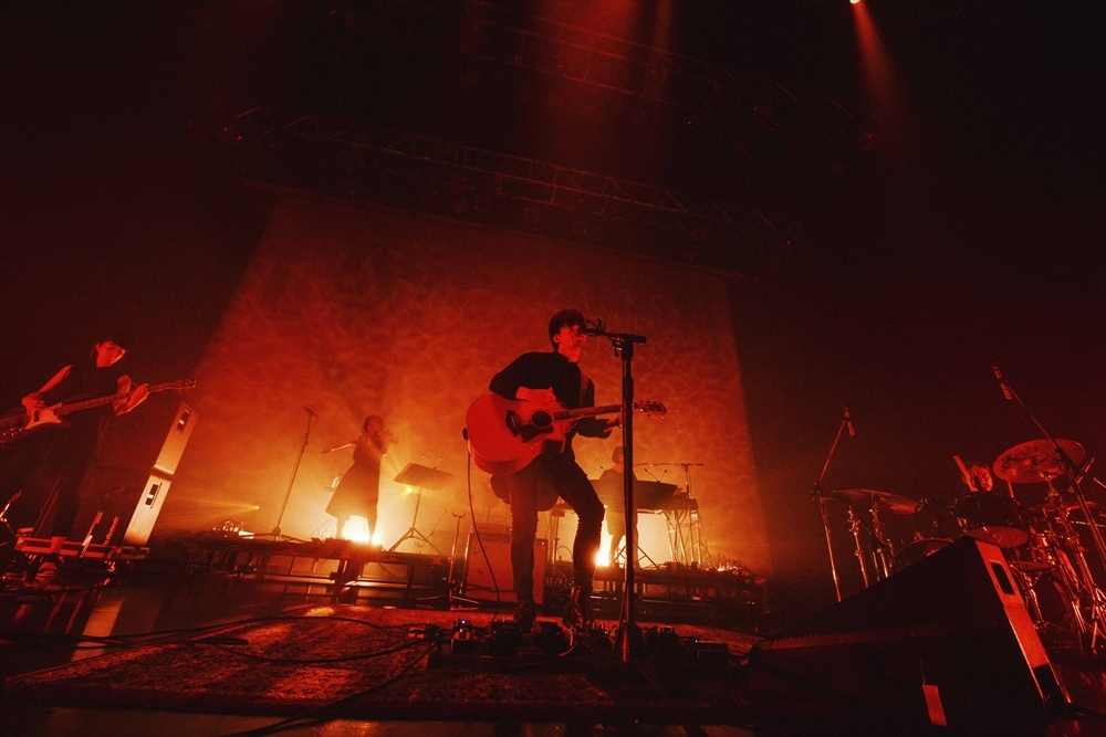 TK from 凛として時雨 photo by 河本悠貴