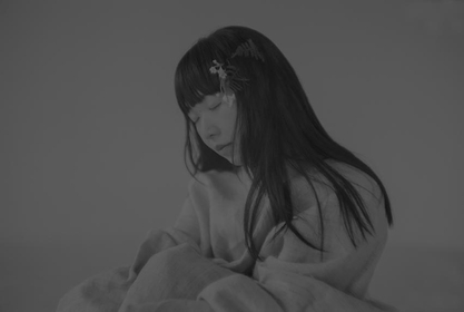 青葉市子、アルバム『アダンの風』発売5周年を記念して『"Windswept Adan" Concert』のアンコール配信が決定