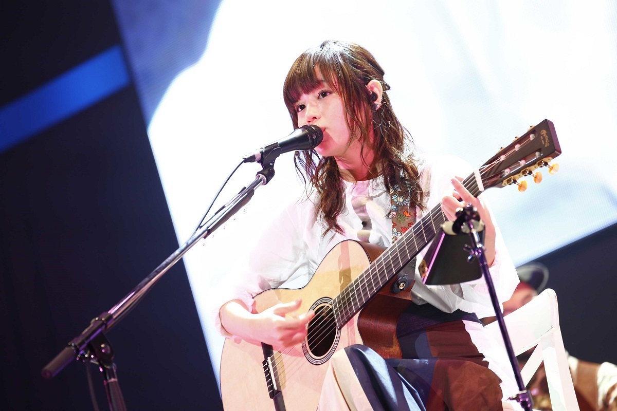 藤原さくら 撮影＝Joe、maco-j