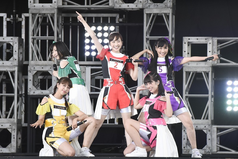 ももいろクローバーZ 撮影＝釘野孝宏