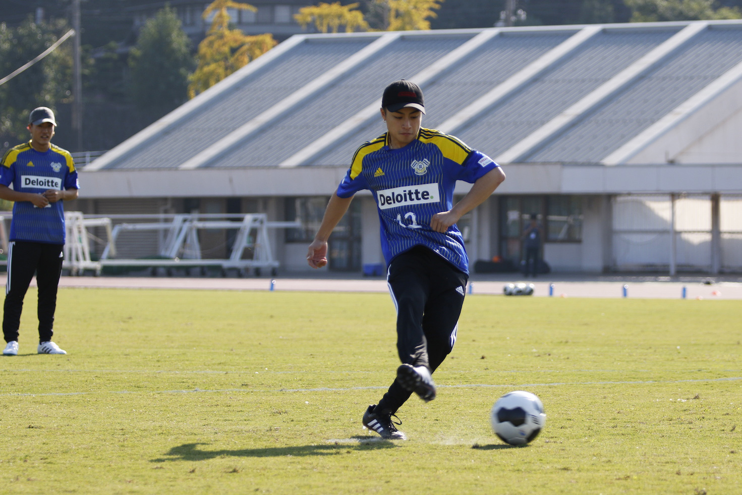 白濱亜嵐、関口メンディー、中務裕太、片寄涼太＠「FC今治vs東京武蔵野シティFC戦」