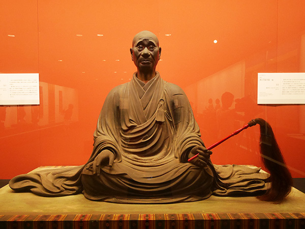 善春作の「興正菩薩坐像」（鎌倉時代・弘安3（1280）年、西大寺）