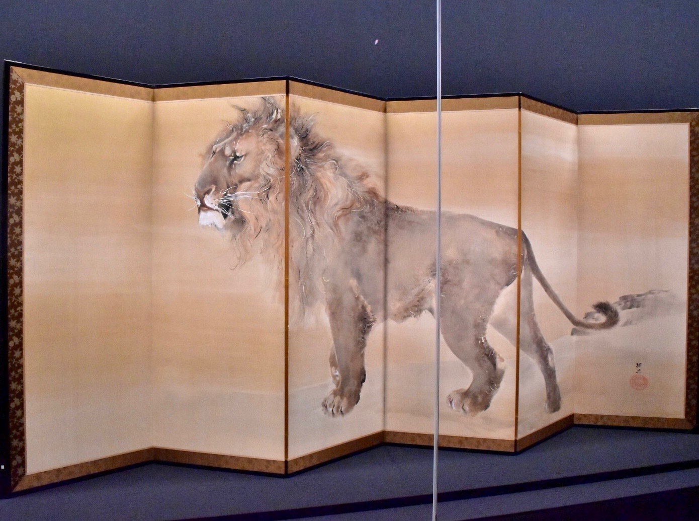  獅子虎図屏風（右隻）　明治37年（1904）　個人蔵