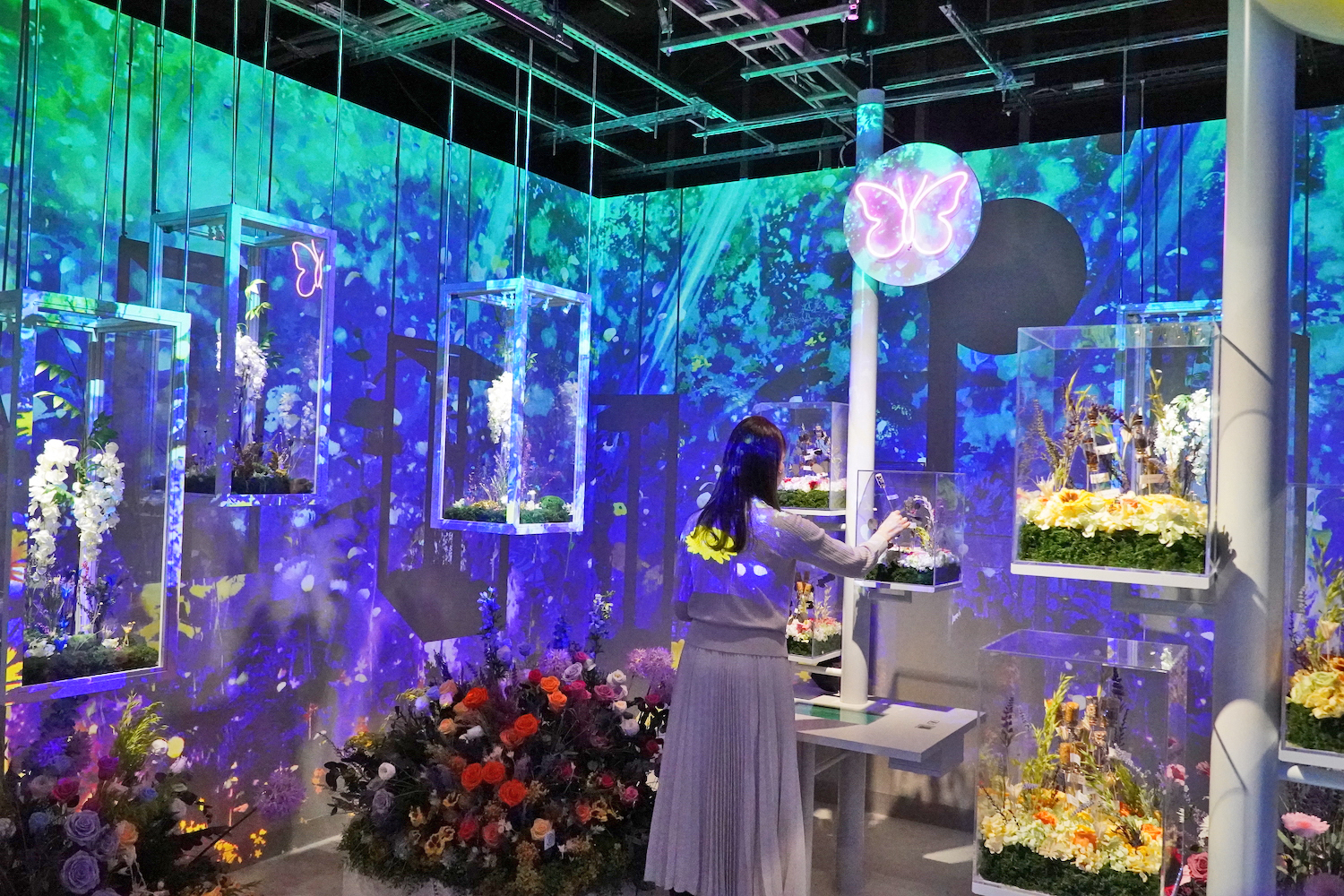 《WILD FLOWER GARDEN》