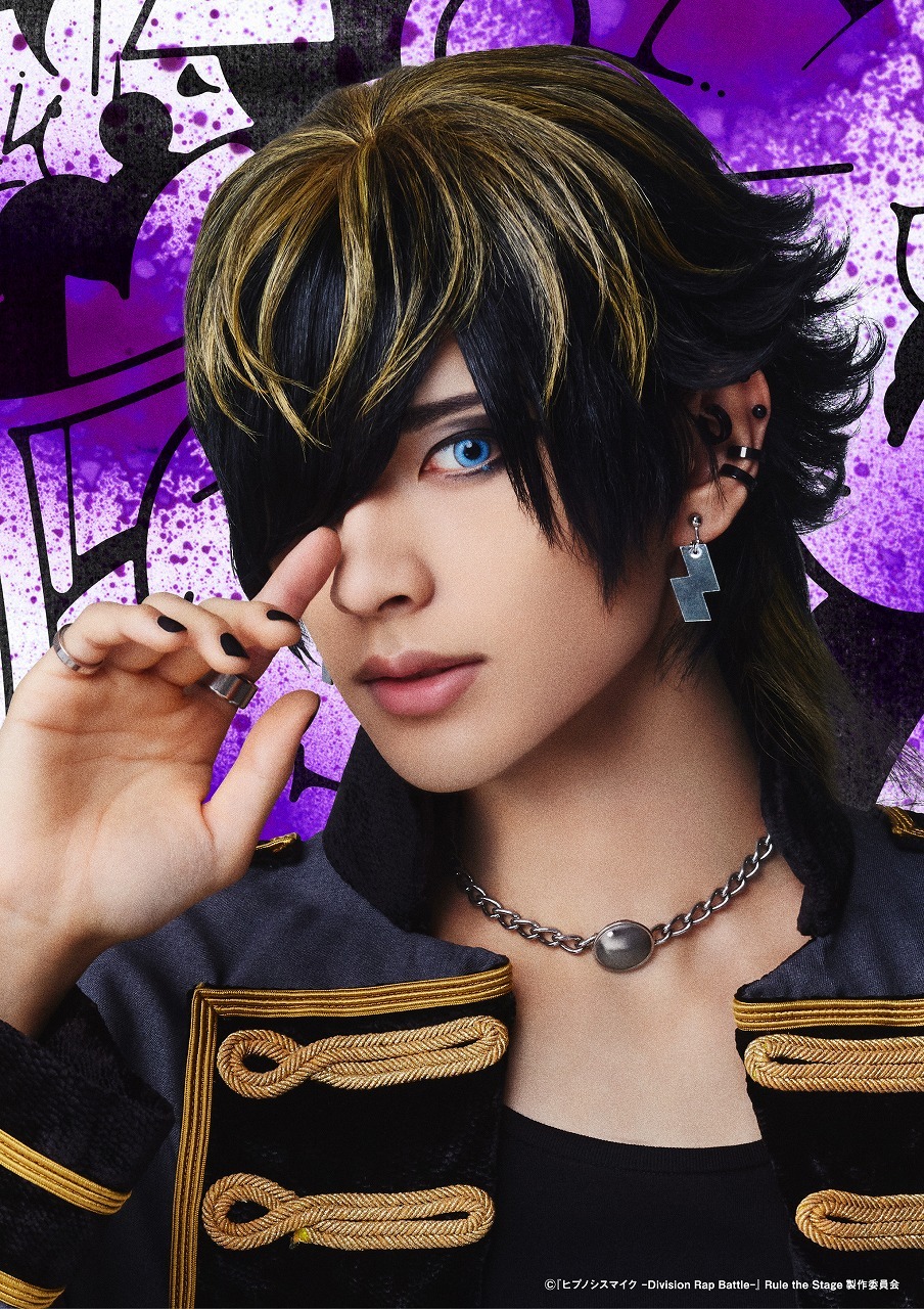 四十物 十四：酒寄 楓太 　　　　　　(C)『ヒプノシスマイク -Division Rap Battle-』Rule the Stage 製作委員会