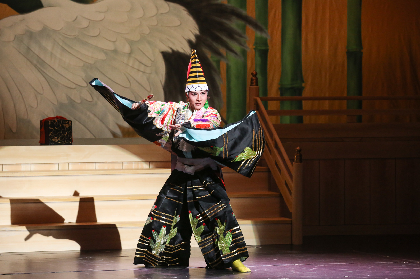100年の伝統を携えた『OSK日本歌劇団創立100周年記念公演「レビュー 春のおどり」』公演中止乗り越え、新たな歴史の1ページを刻む