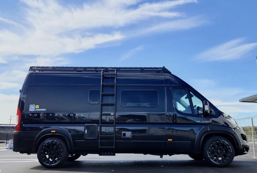 小山慶一郎愛用のフィアットデュカトベーストイファクトリー・ダヴィンチ6.0