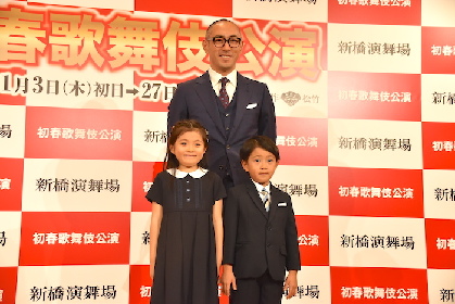 市川海老蔵、親子三人で初共演へ　新橋演舞場『初春歌舞伎公演』会見レポート