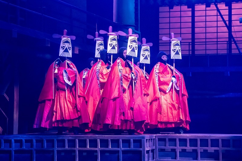 舞台『千と千尋の神隠し』舞台写真（ロンドン公演より）  　　　　　　　(C)Johan Persson