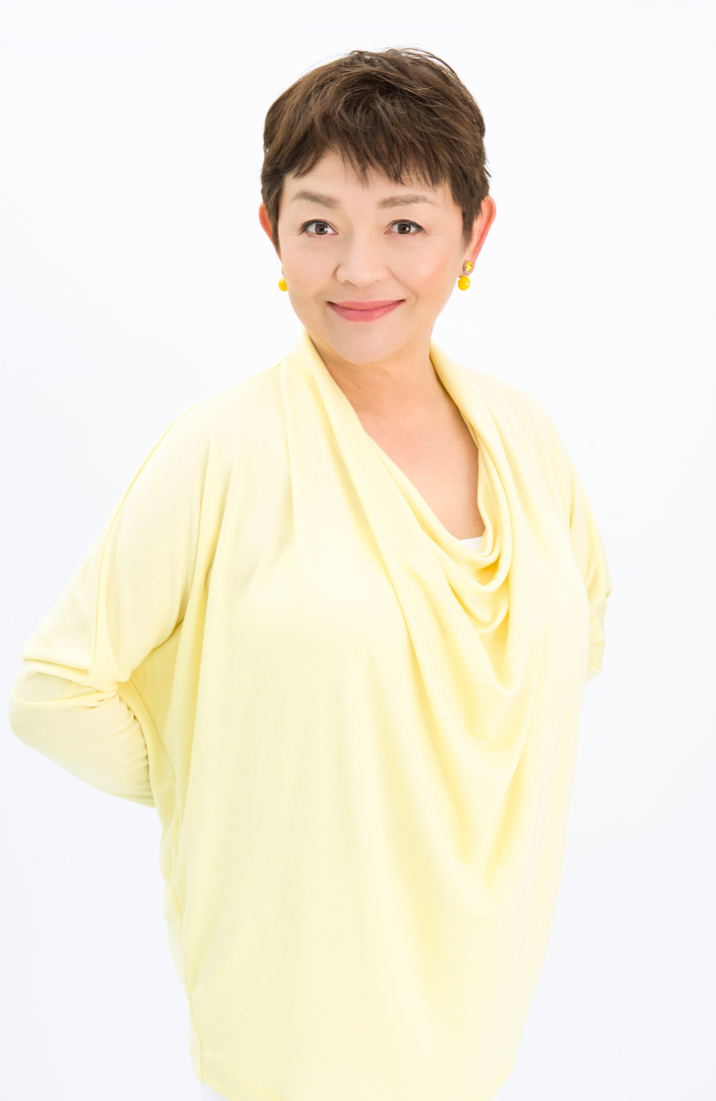 仁科静音役　藤田弓子