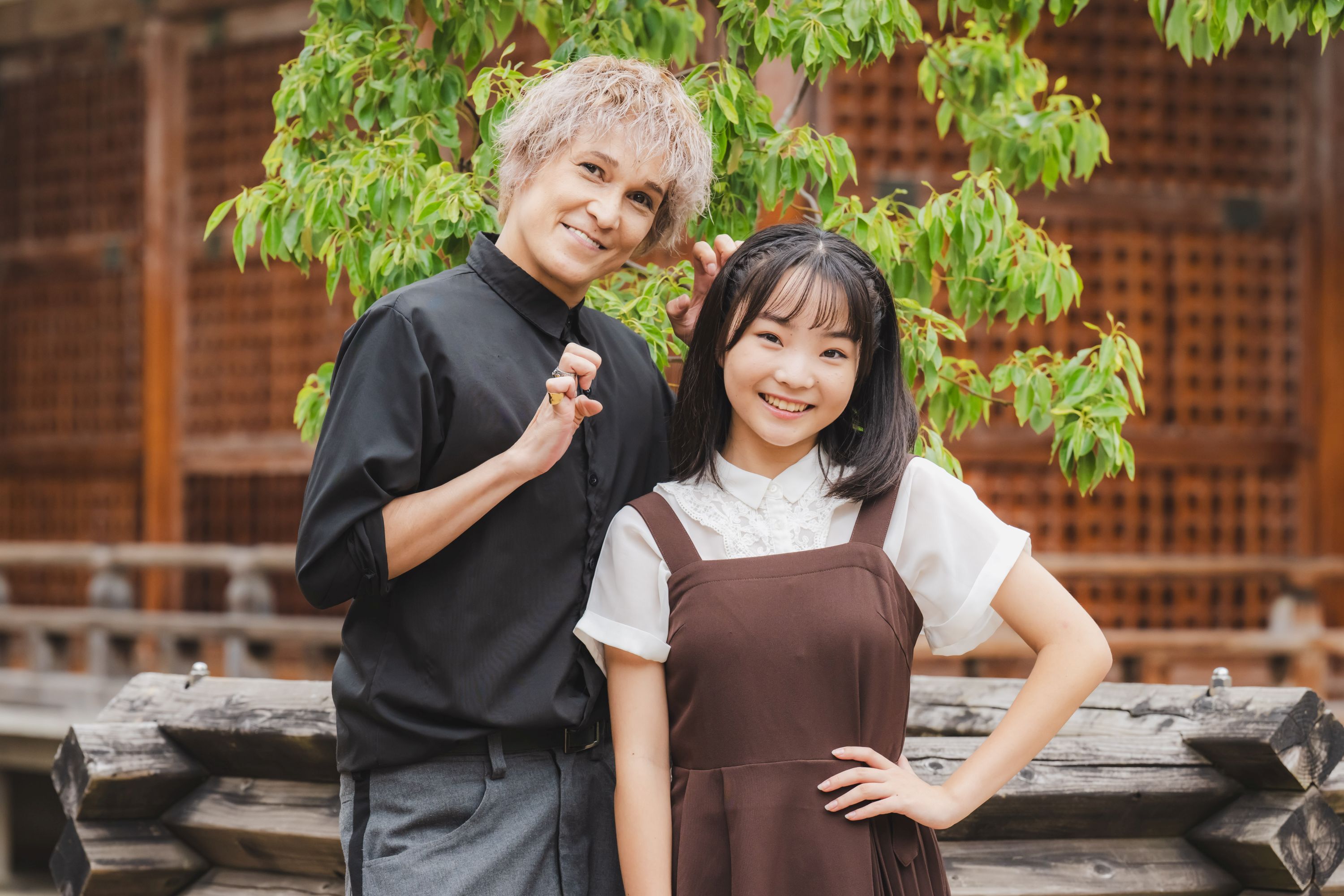 桐生麻耶、澤井梨丘