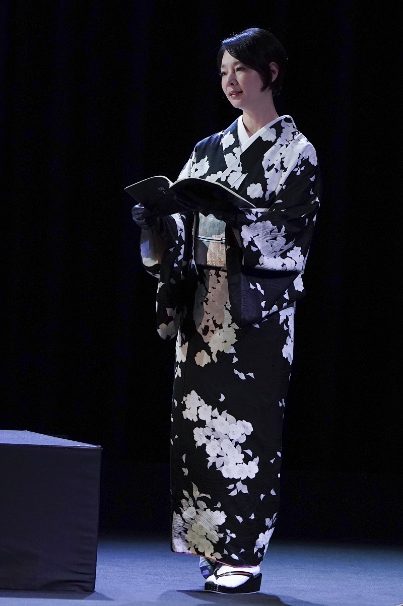 三島由紀夫生誕百年記念「近代能楽集」より朗読公演『葵上』 　　　　　　　　　　写真：友澤綾乃