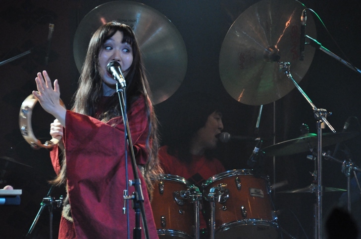 稲益宏美＆後藤マスヒロ （撮影：吉永美和子）