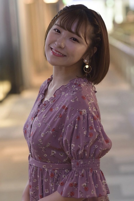青柳伽奈