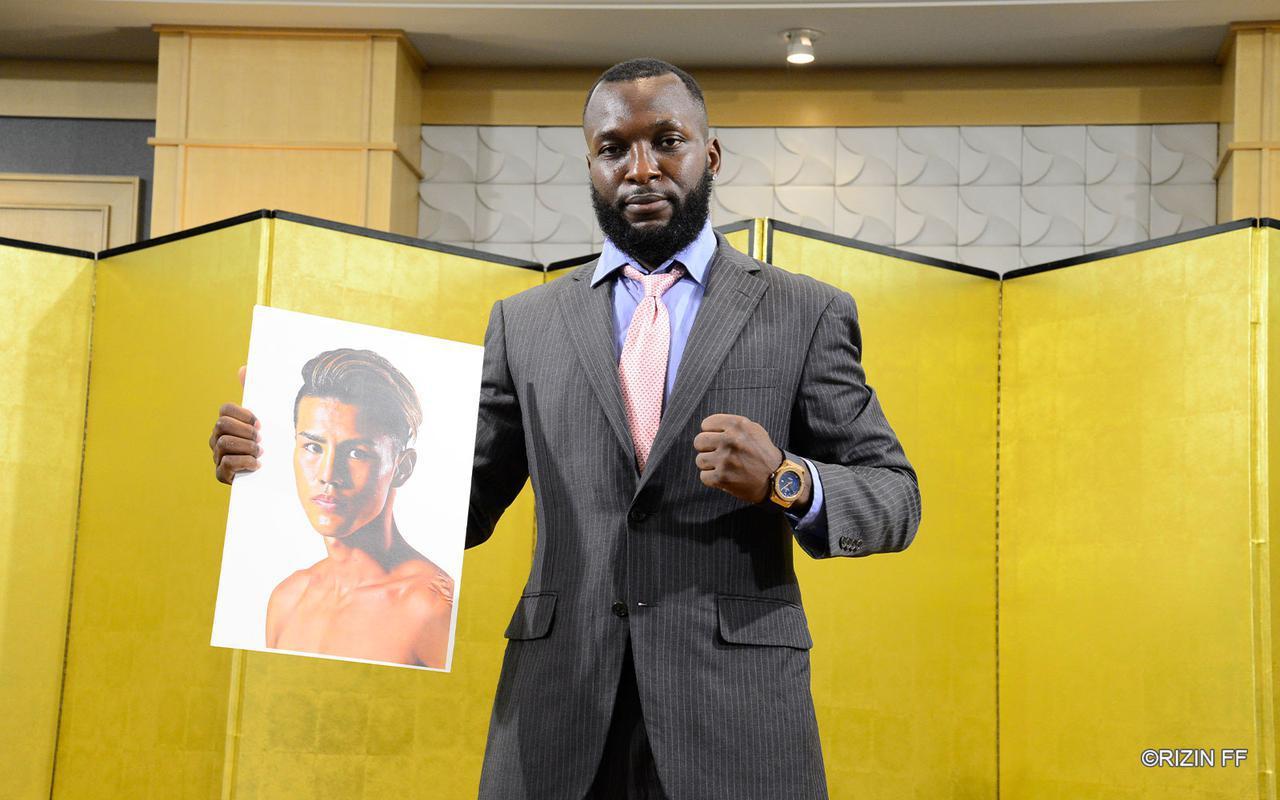 海人 vs. ルクク・ダリ (c)RIZIN FF