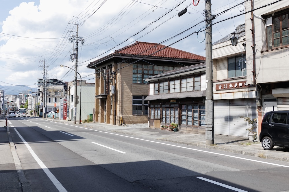こちらがイベントの舞台となる甲州街道（国道20号）だ。 撮影：大塚正明