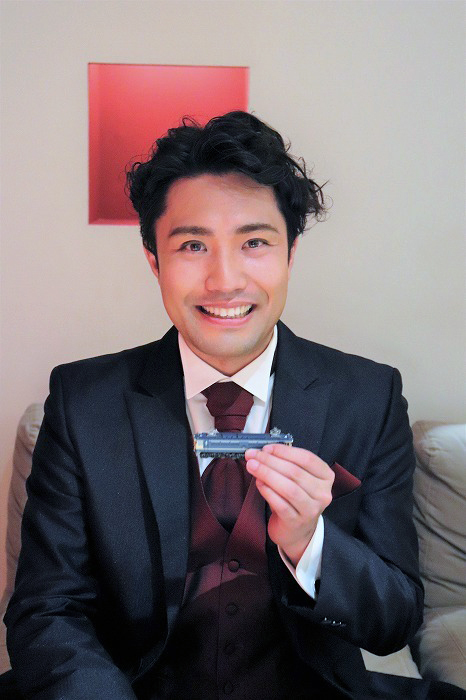中井智彦