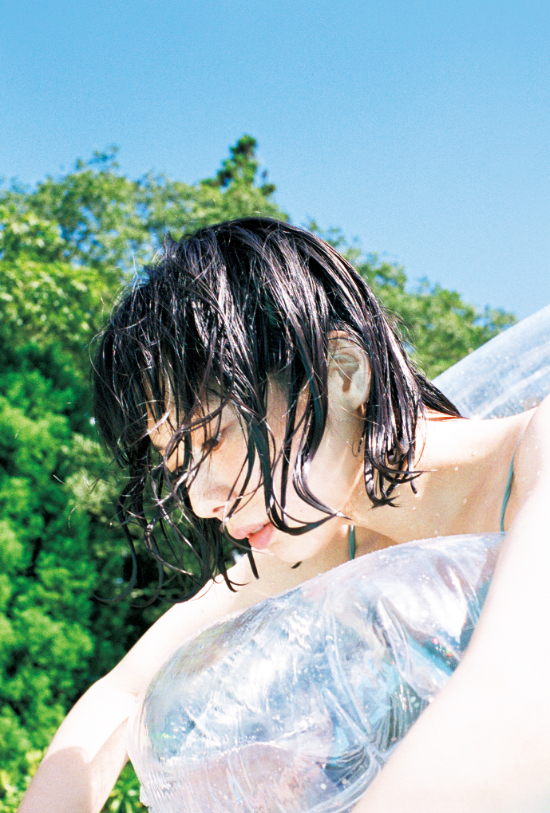 楽天ブックス購入特典 撮影＝石田真澄（C）SDP