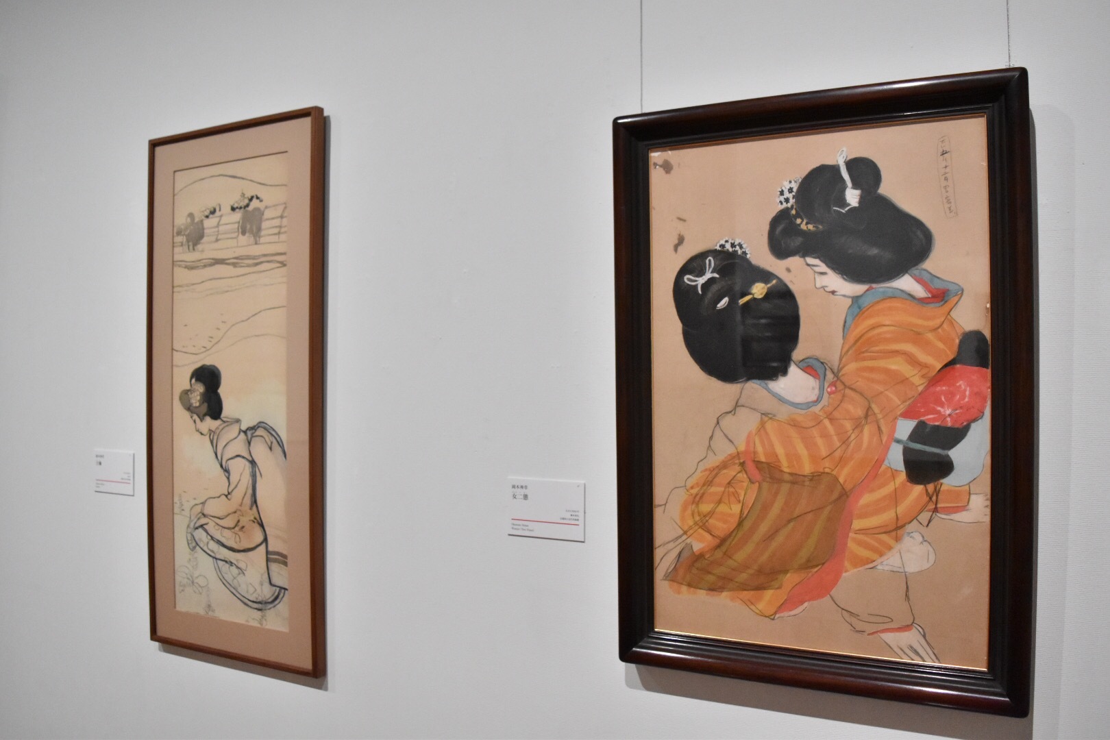 左：岡本神草　《吉彌》　大正5（1916）年　京都国立近代美術館　右：岡本神草　《女二態》　大正5（1916）年　京都国立近代美術館
