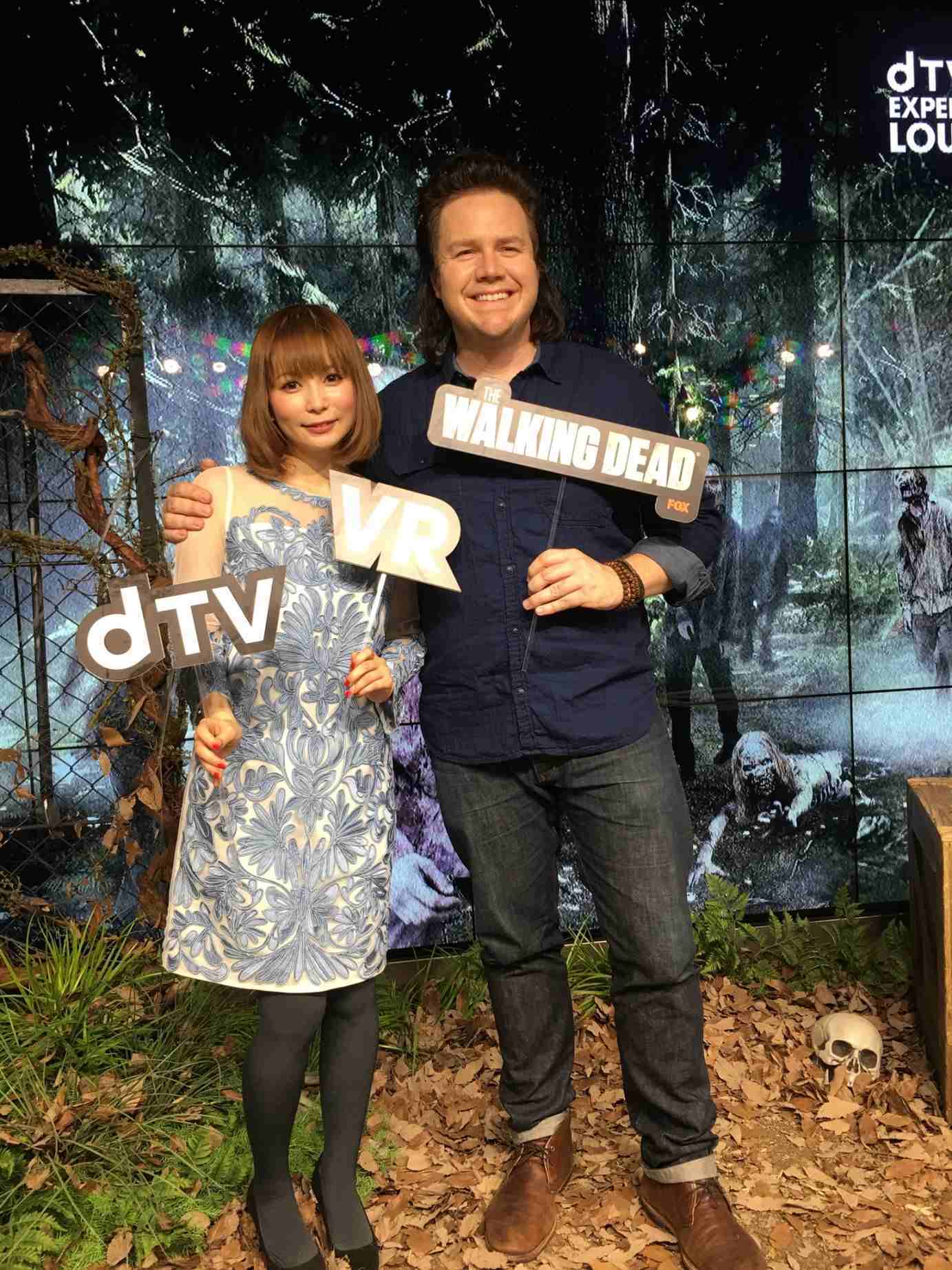 中川翔子が恐怖の ウォーキング デッドvr に大興奮 Dtv Vr体験ラウンジ オープン記念イベント開催 Spice エンタメ特化型情報メディア スパイス