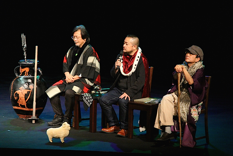 【三賢者に訊け！ ー劇作家お悩み相談室ー】より。左から・坂手洋二、西田シャトナー、天野天街
