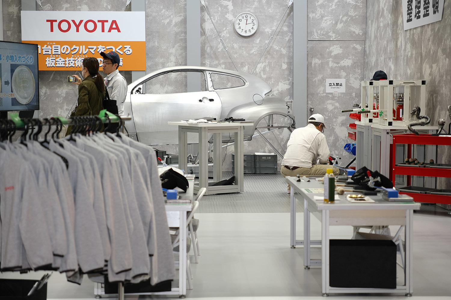 キッザニアエリア　TOYOTAブース