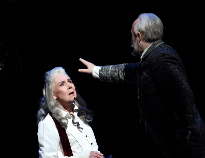 Palmer as Countess and Stoyanov as Yeletsky (C) ROH 2018. Phtographed by Catherine Ashmore