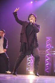 三浦大知、w-inds.ら集結 謎の新人BuZZも初パフォーマンス披露