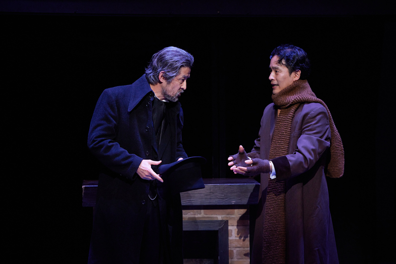 劇団昴『クリスマス・キャロル』前回公演舞台写真